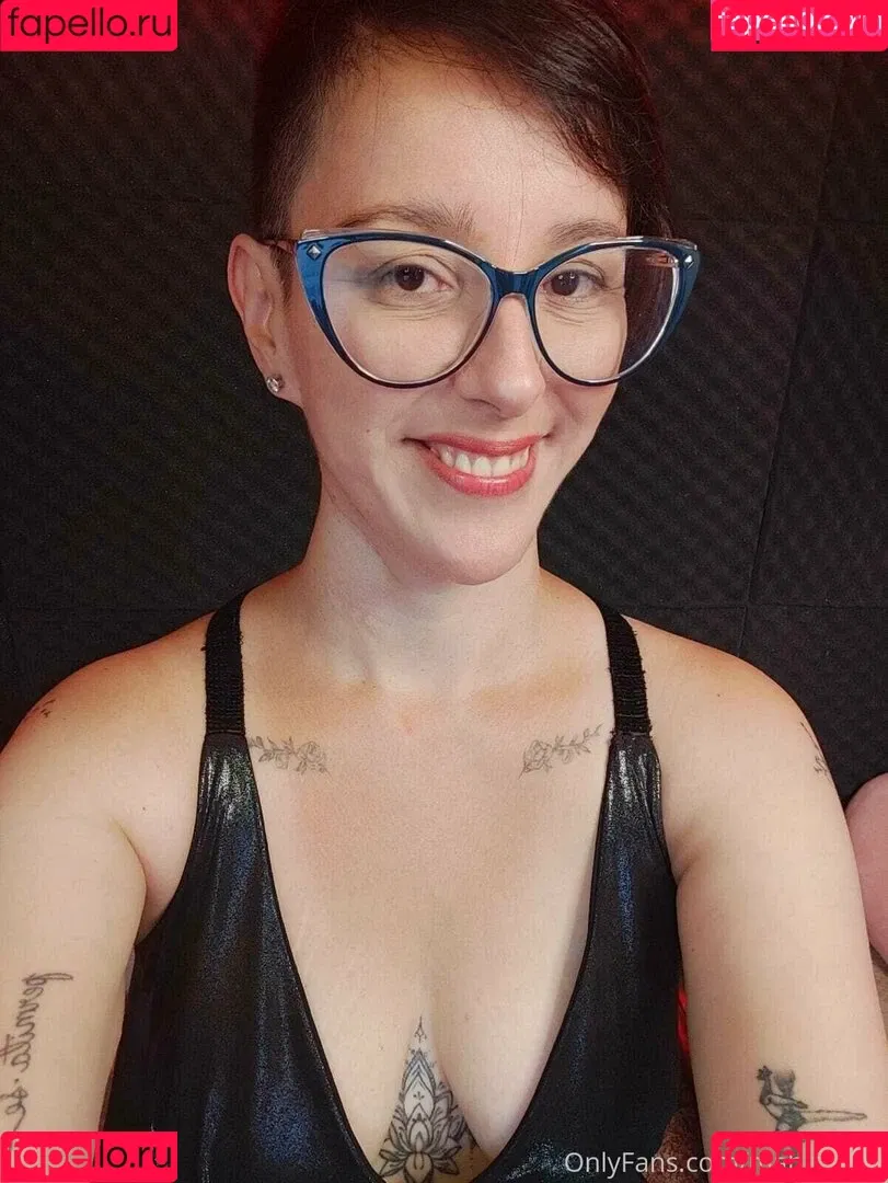 mahina84_ Onlyfans Photo Gallery 