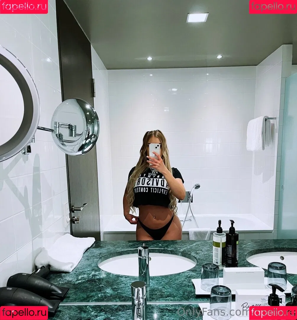 DaCutie Onlyfans Photo Gallery 