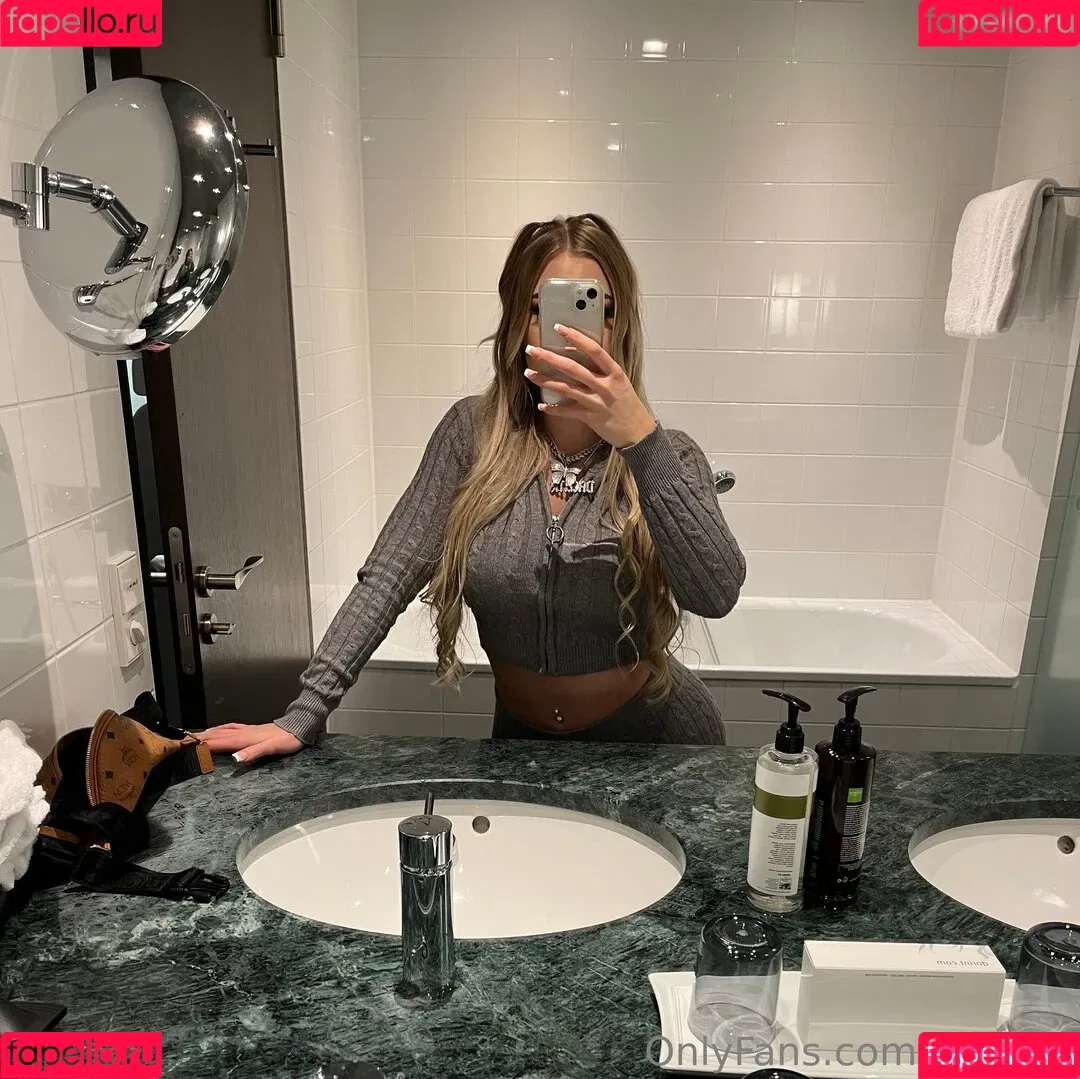 DaCutie Onlyfans Photo Gallery 