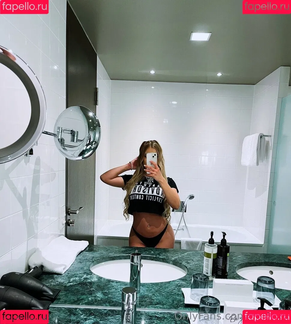 DaCutie Onlyfans Photo Gallery 