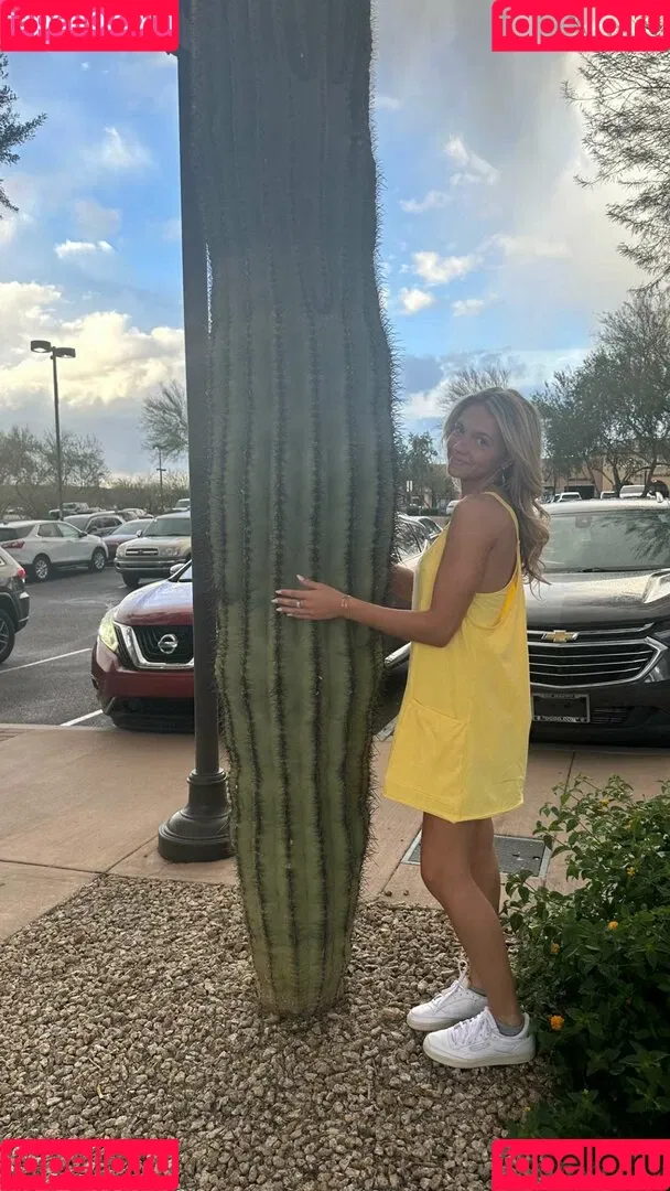 Sadie Crowell Onlyfans Photo Gallery 