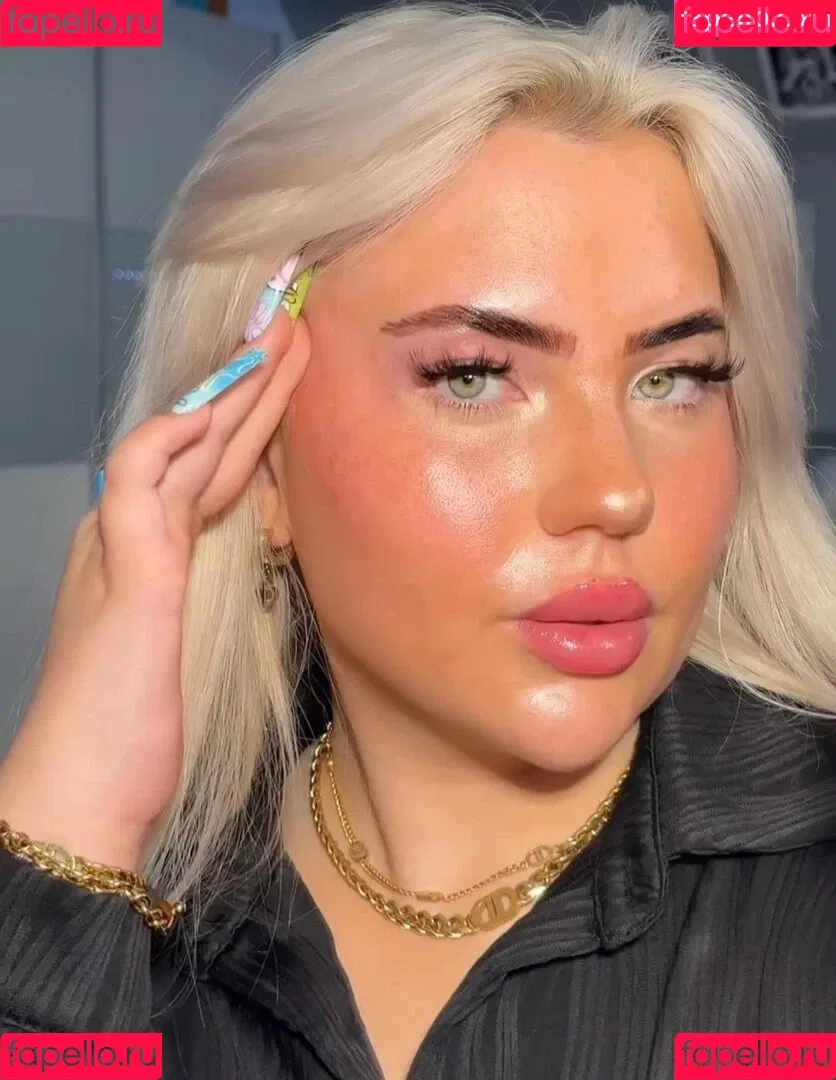 Adelina dalevska Onlyfans Photo Gallery 