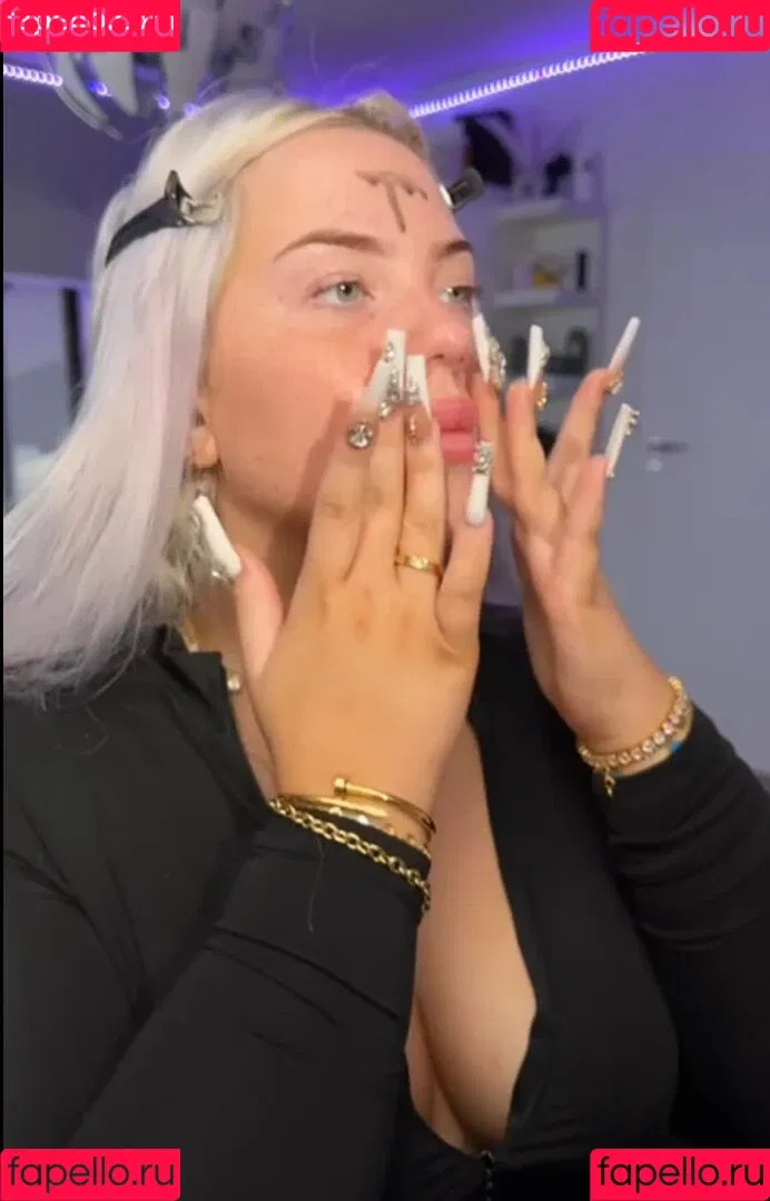 Adelina dalevska Onlyfans Photo Gallery 