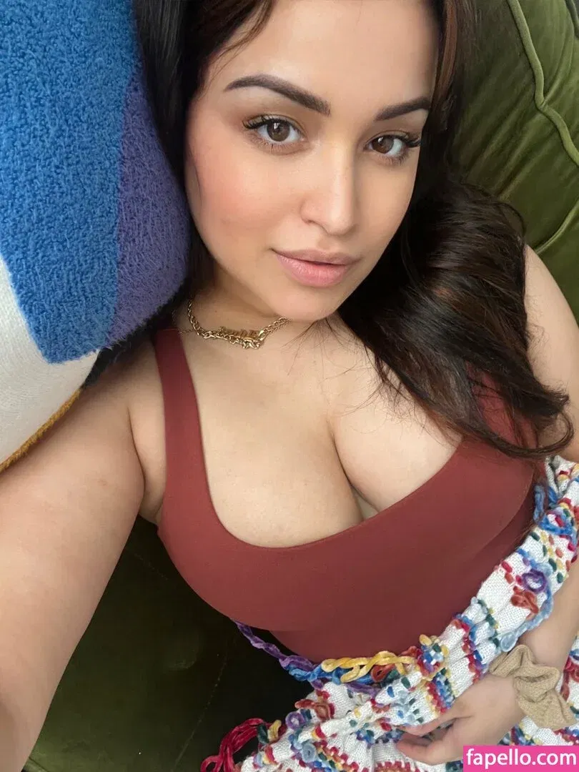 Gabby Ortiz Onlyfans Photo Gallery 