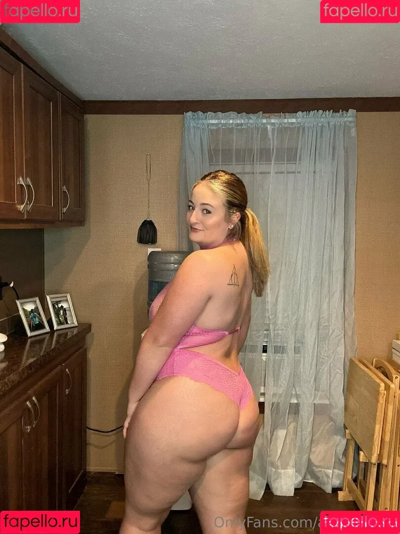 ashleycoco Onlyfans Photo Gallery 