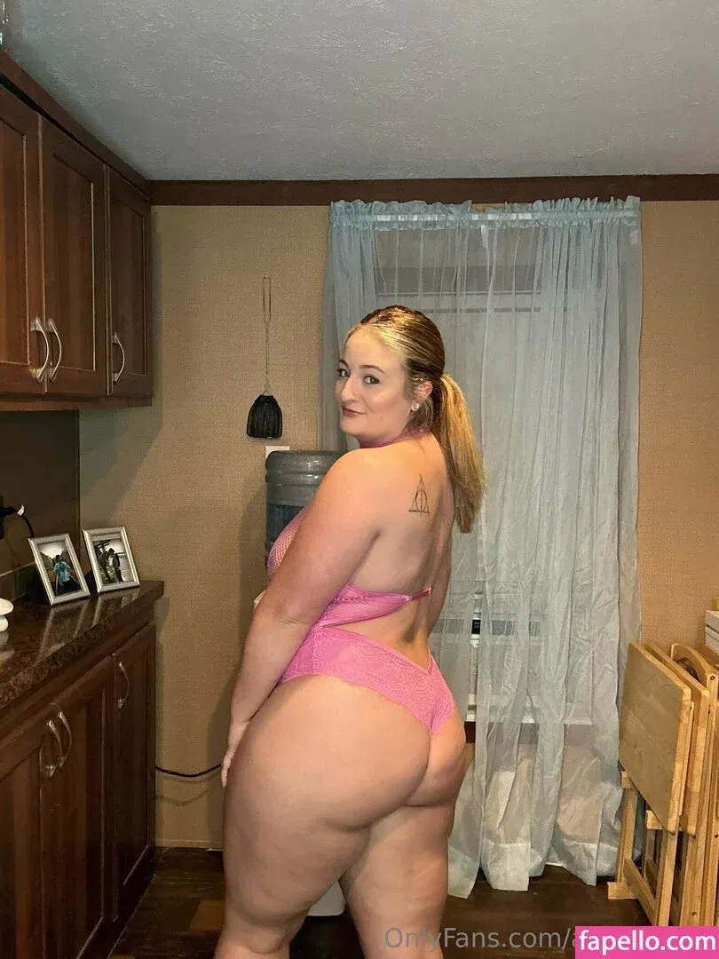 ashleycoco Onlyfans Photo Gallery 