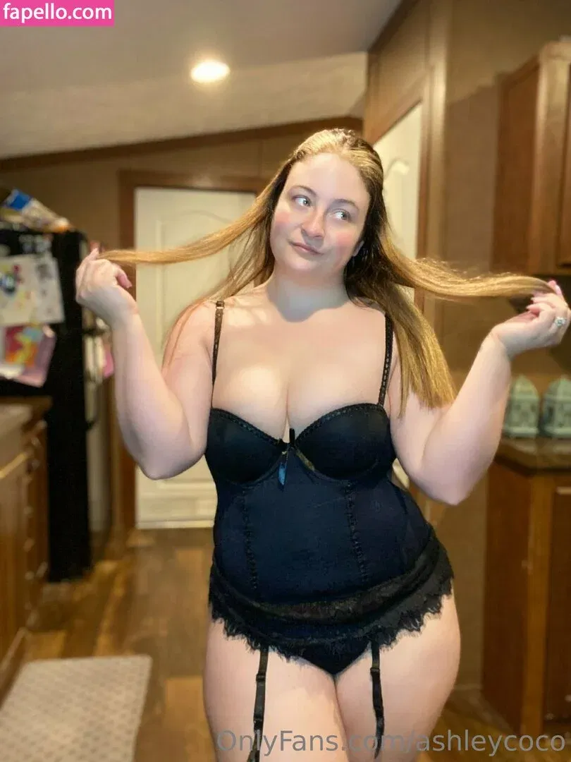 ashleycoco Onlyfans Photo Gallery 