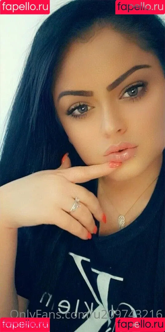 ella.malyna27 Onlyfans Photo Gallery 