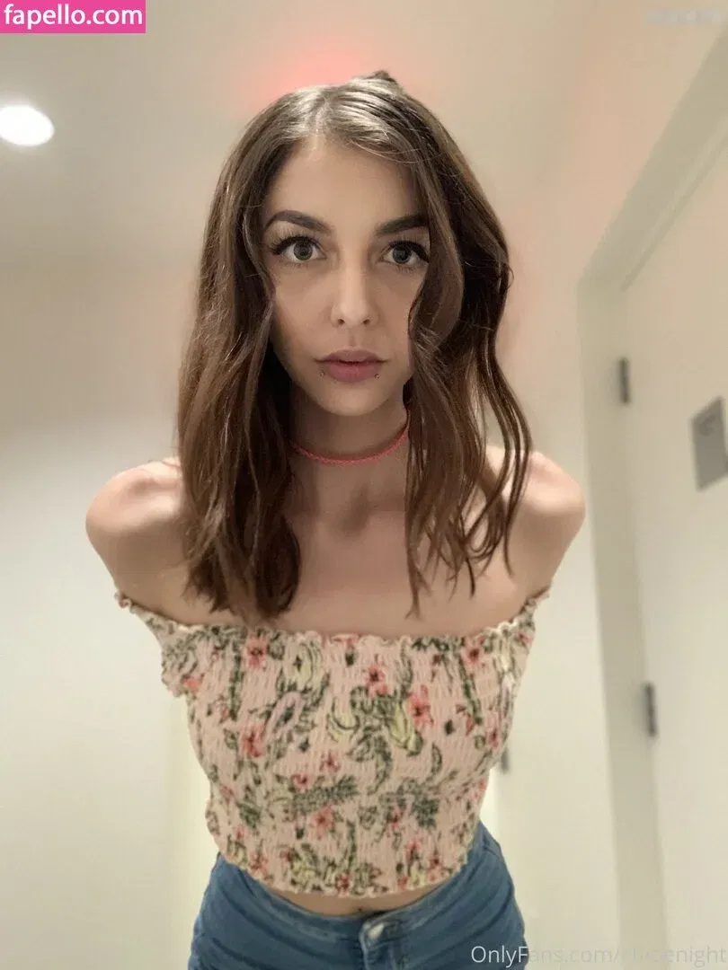 Chloe Night Onlyfans Photo Gallery 