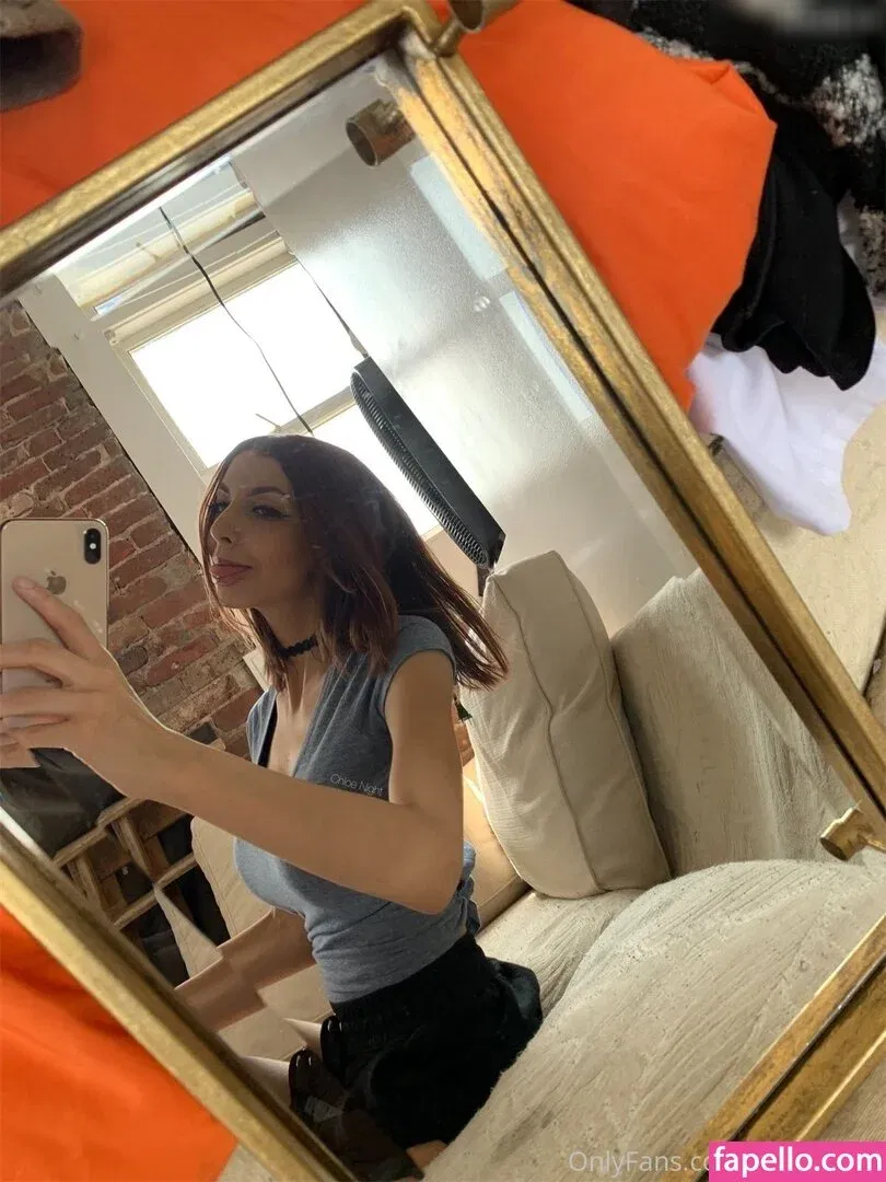 Chloe Night Onlyfans Photo Gallery 