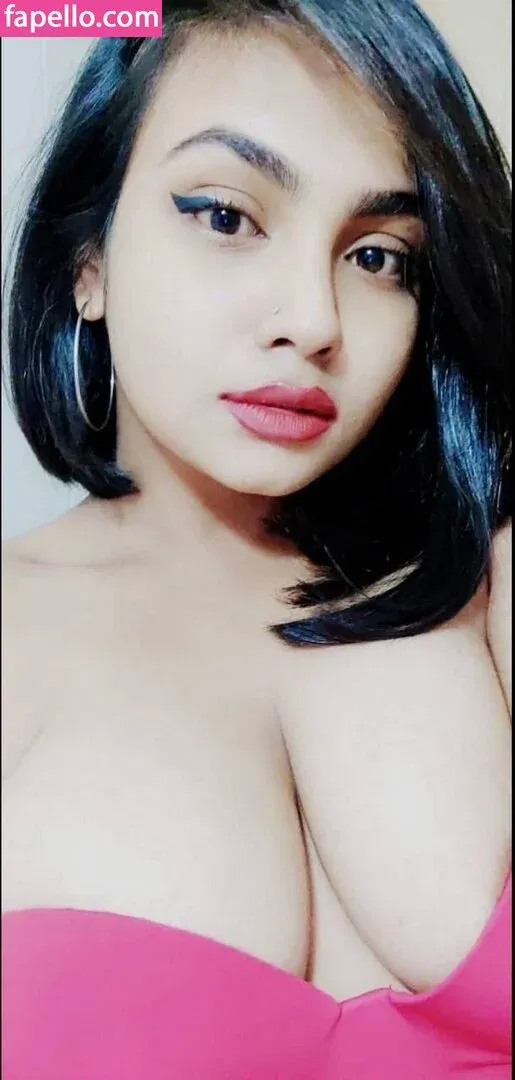 zamilah_n Onlyfans Photo Gallery 