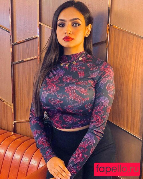 zamilah_n Nude Onlyfans Photo 17