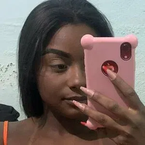 Trisalfitrj21 Onlyfans Photo Gallery 