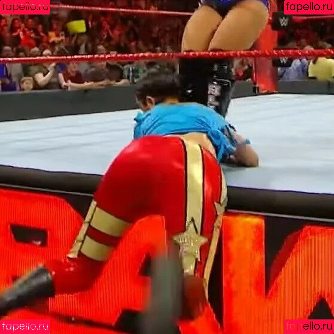 Bayley Onlyfans Photo Gallery 