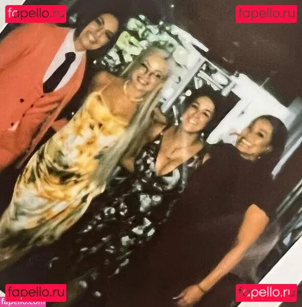 Bayley Onlyfans Photo Gallery 