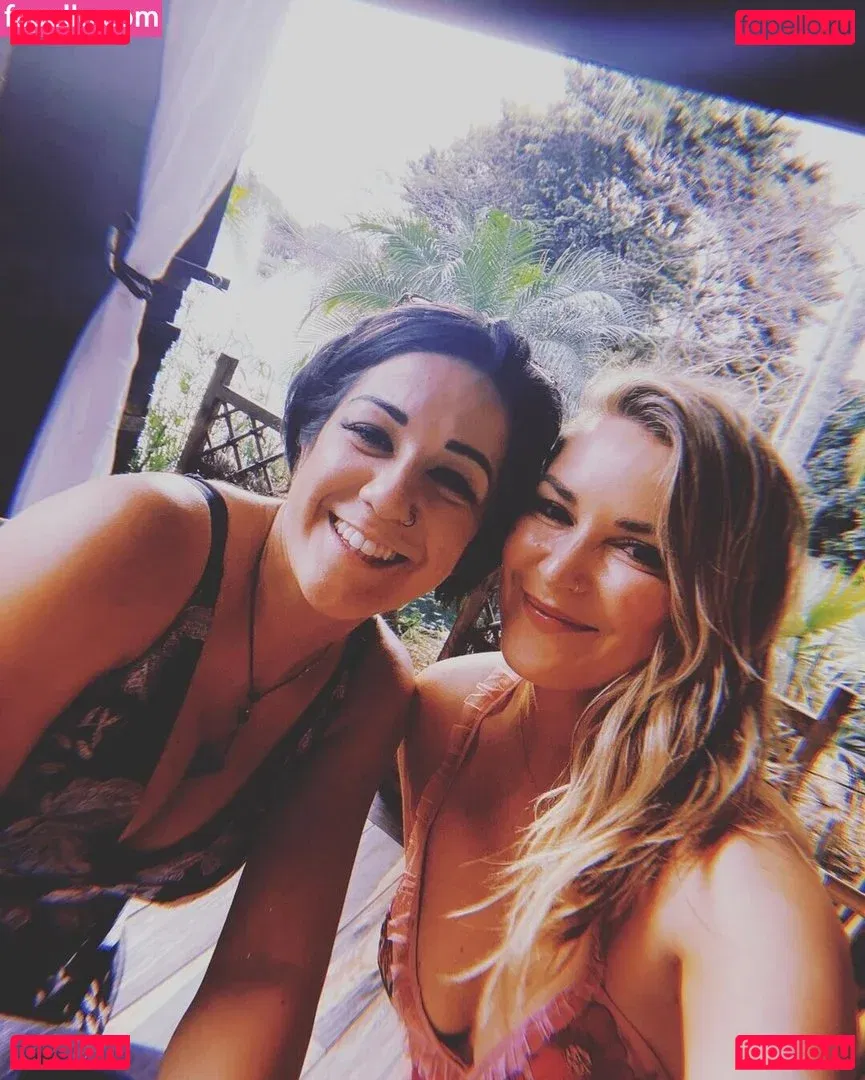 Bayley Onlyfans Photo Gallery 