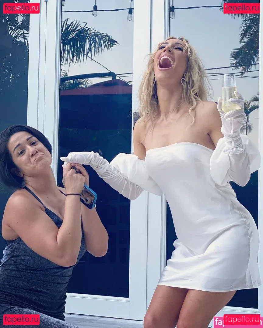 Bayley Onlyfans Photo Gallery 