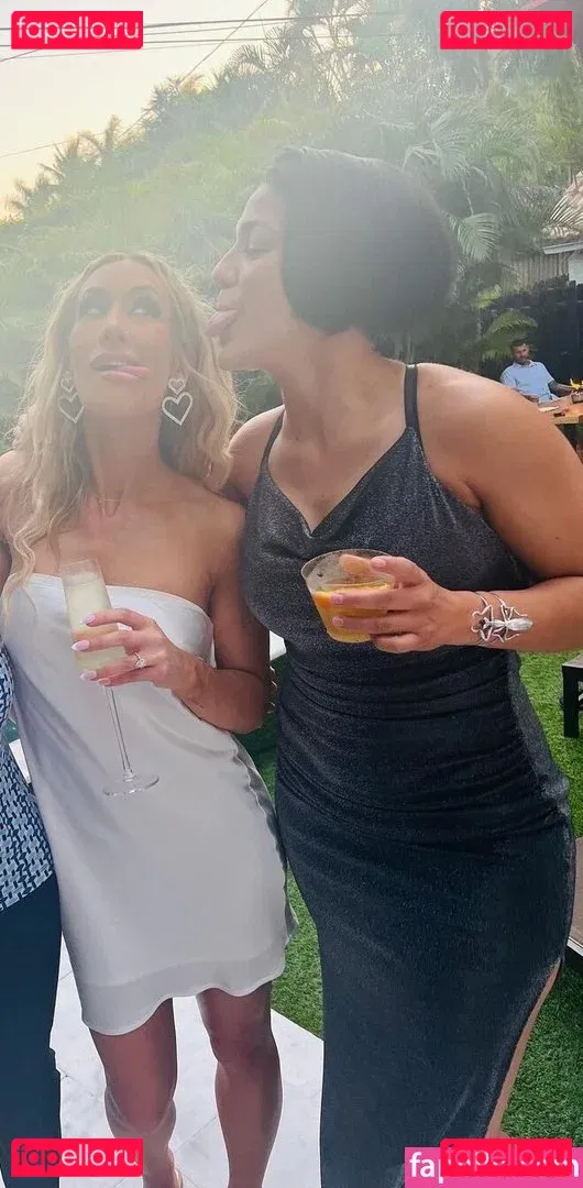 Bayley Onlyfans Photo Gallery 