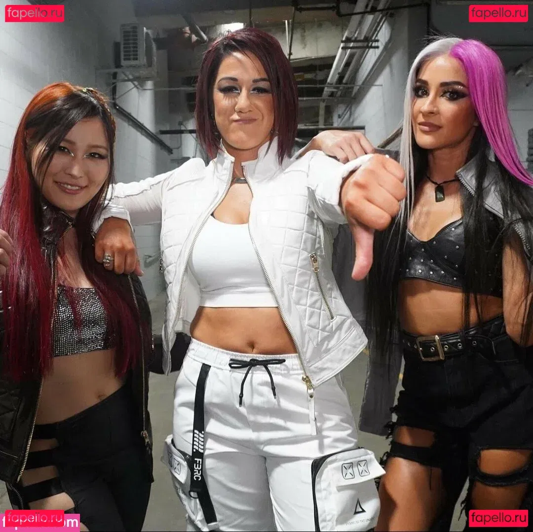 Bayley Onlyfans Photo Gallery 