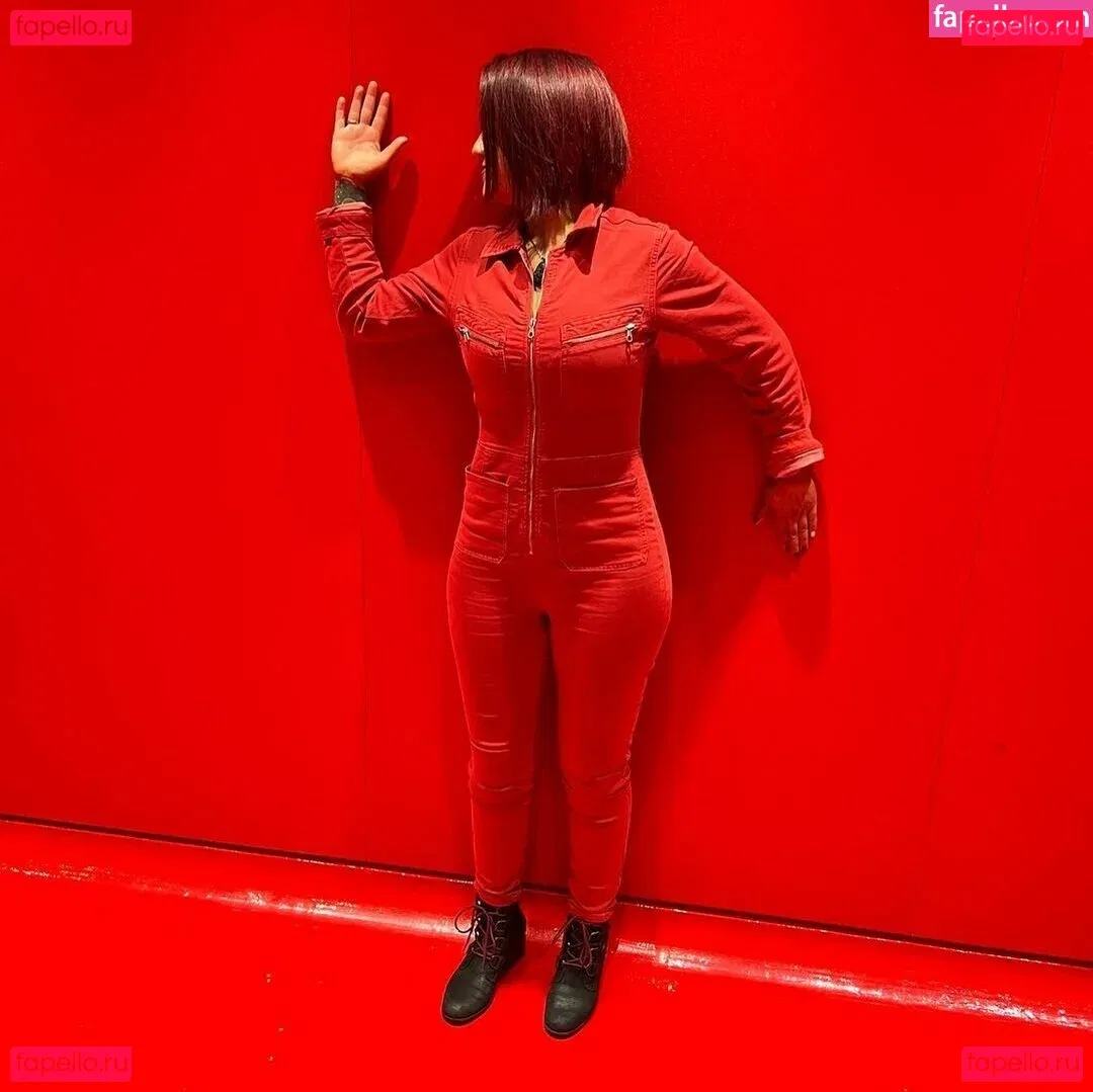 Bayley Onlyfans Photo Gallery 