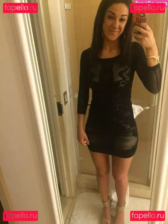 Bayley Onlyfans Photo Gallery 