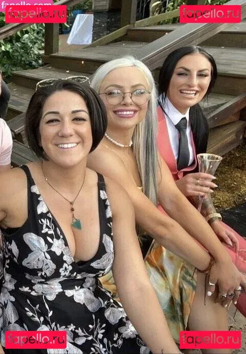 Bayley Onlyfans Photo Gallery 