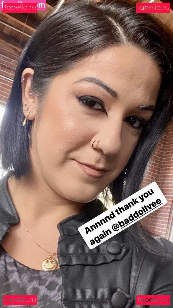 Bayley Onlyfans Photo Gallery 