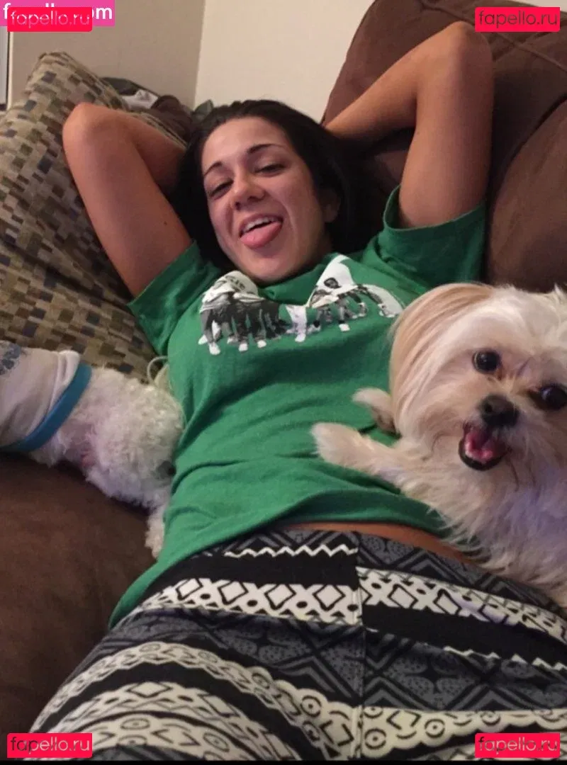 Bayley Onlyfans Photo Gallery 