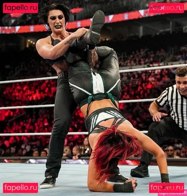 Bayley Onlyfans Photo Gallery 