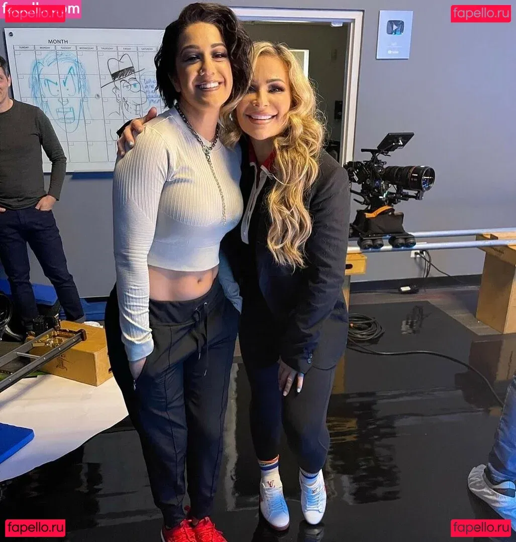 Bayley Onlyfans Photo Gallery 