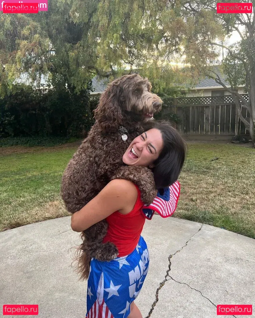 Bayley Onlyfans Photo Gallery 