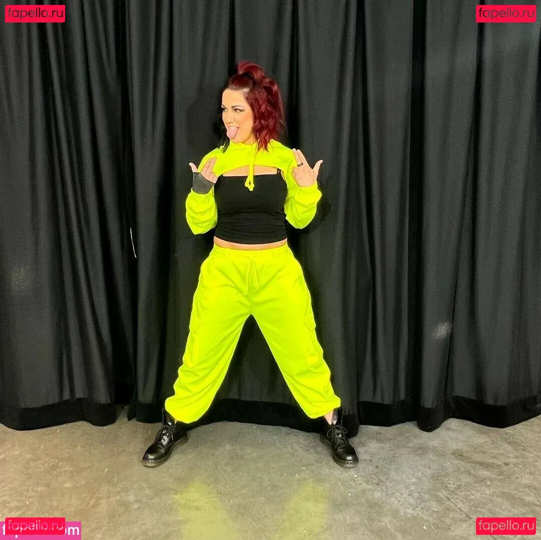 Bayley Onlyfans Photo Gallery 