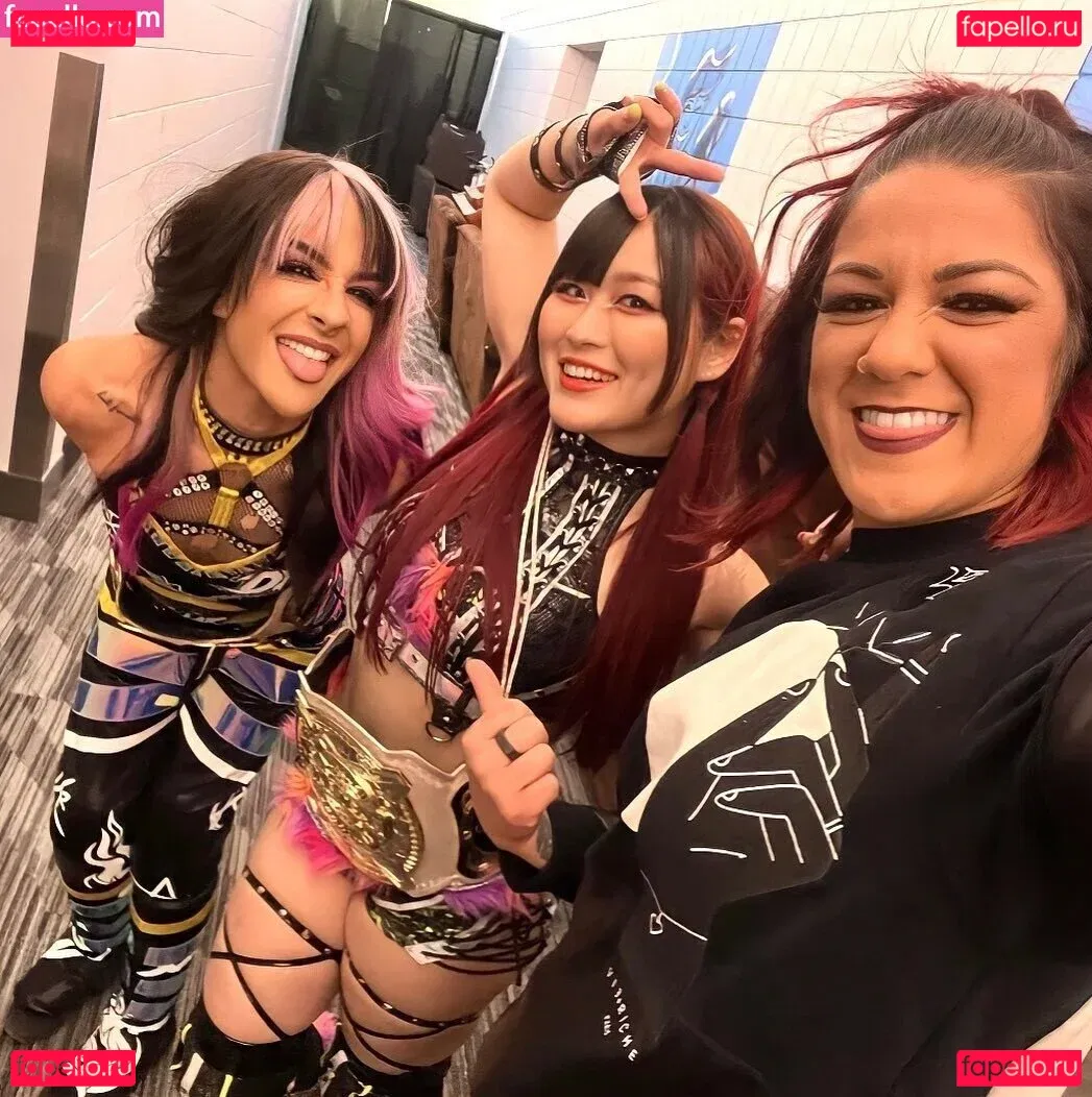 Bayley Onlyfans Photo Gallery 