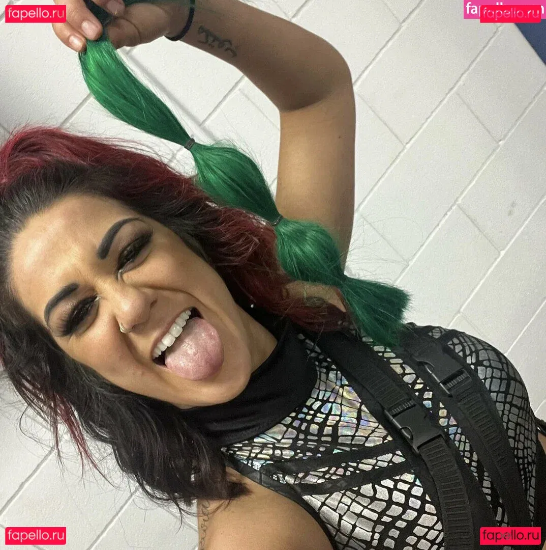 Bayley Onlyfans Photo Gallery 