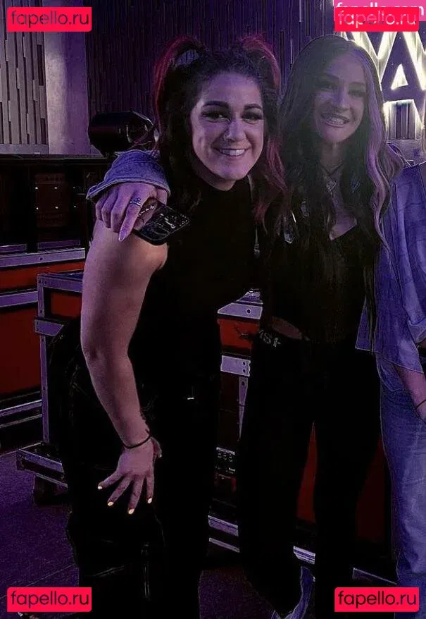 Bayley Onlyfans Photo Gallery 