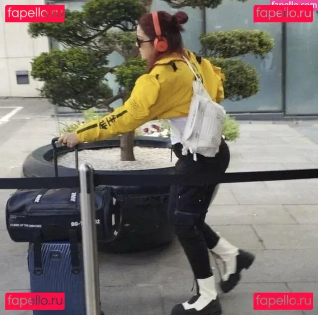 Bayley Onlyfans Photo Gallery 