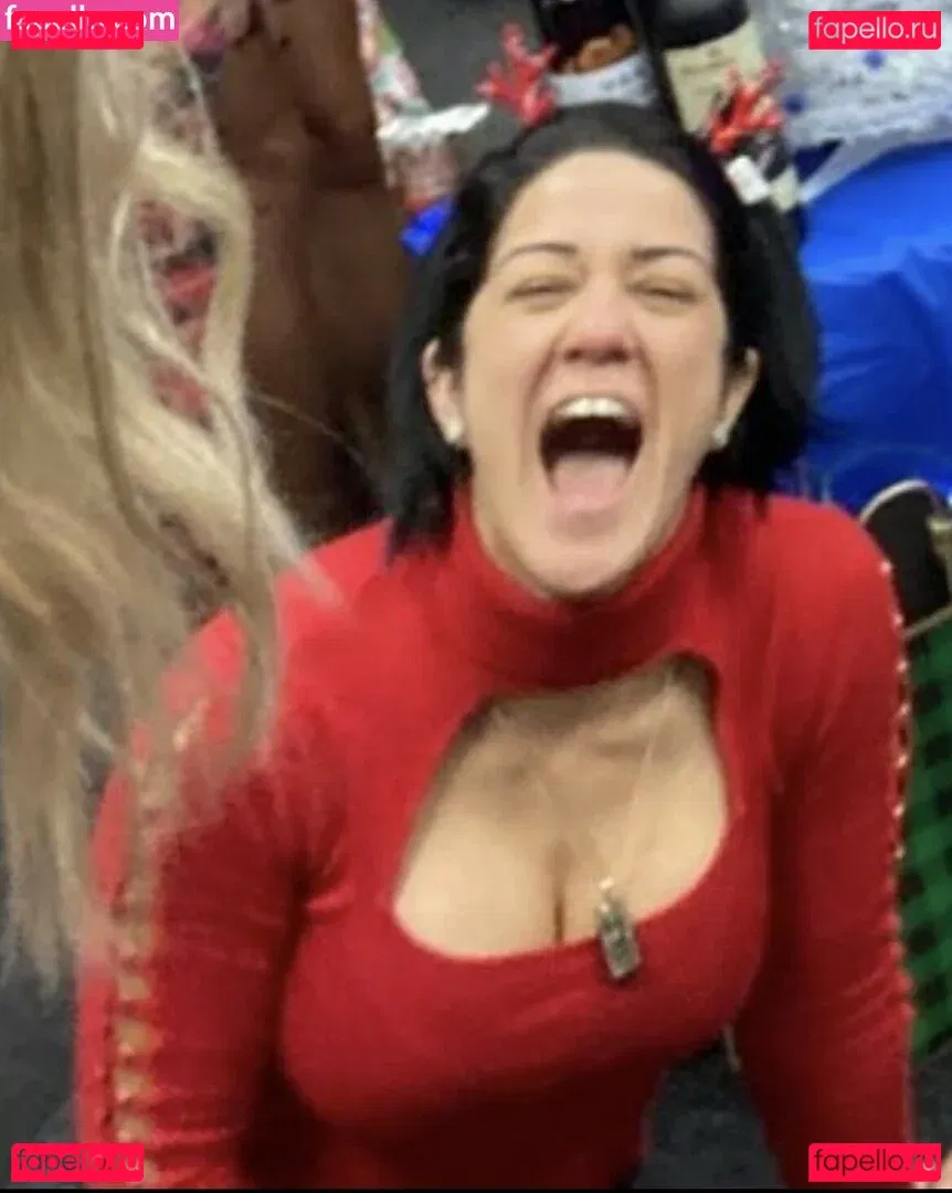 Bayley Onlyfans Photo Gallery 