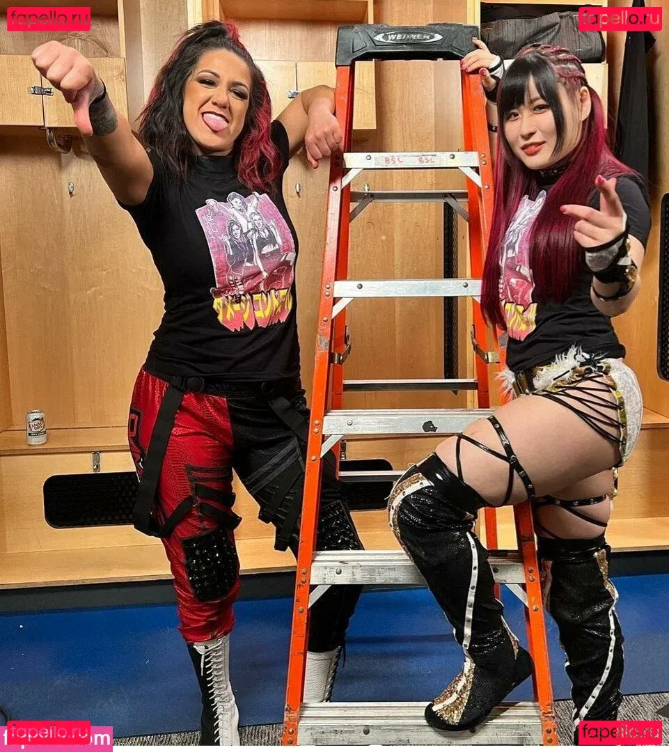 Bayley Onlyfans Photo Gallery 