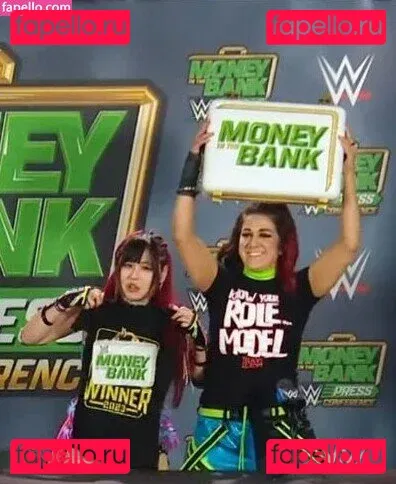 Bayley Onlyfans Photo Gallery 