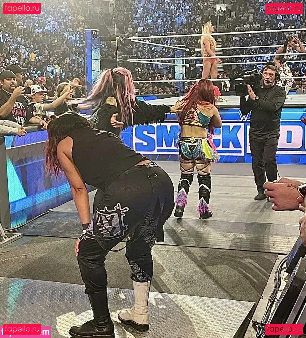 Bayley Onlyfans Photo Gallery 