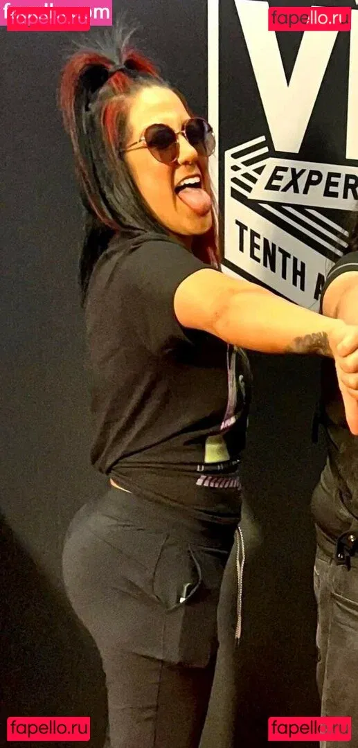 Bayley Onlyfans Photo Gallery 