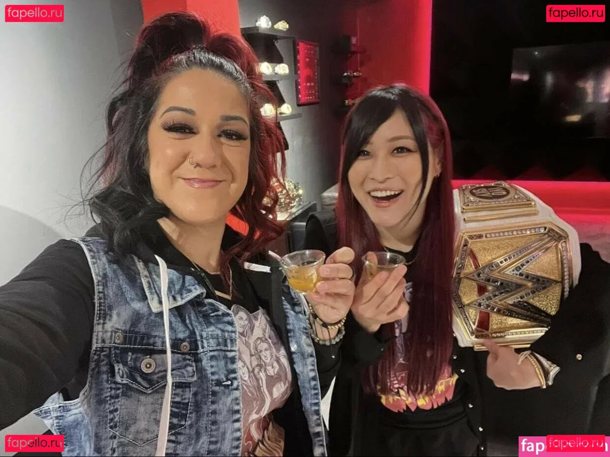 Bayley Onlyfans Photo Gallery 