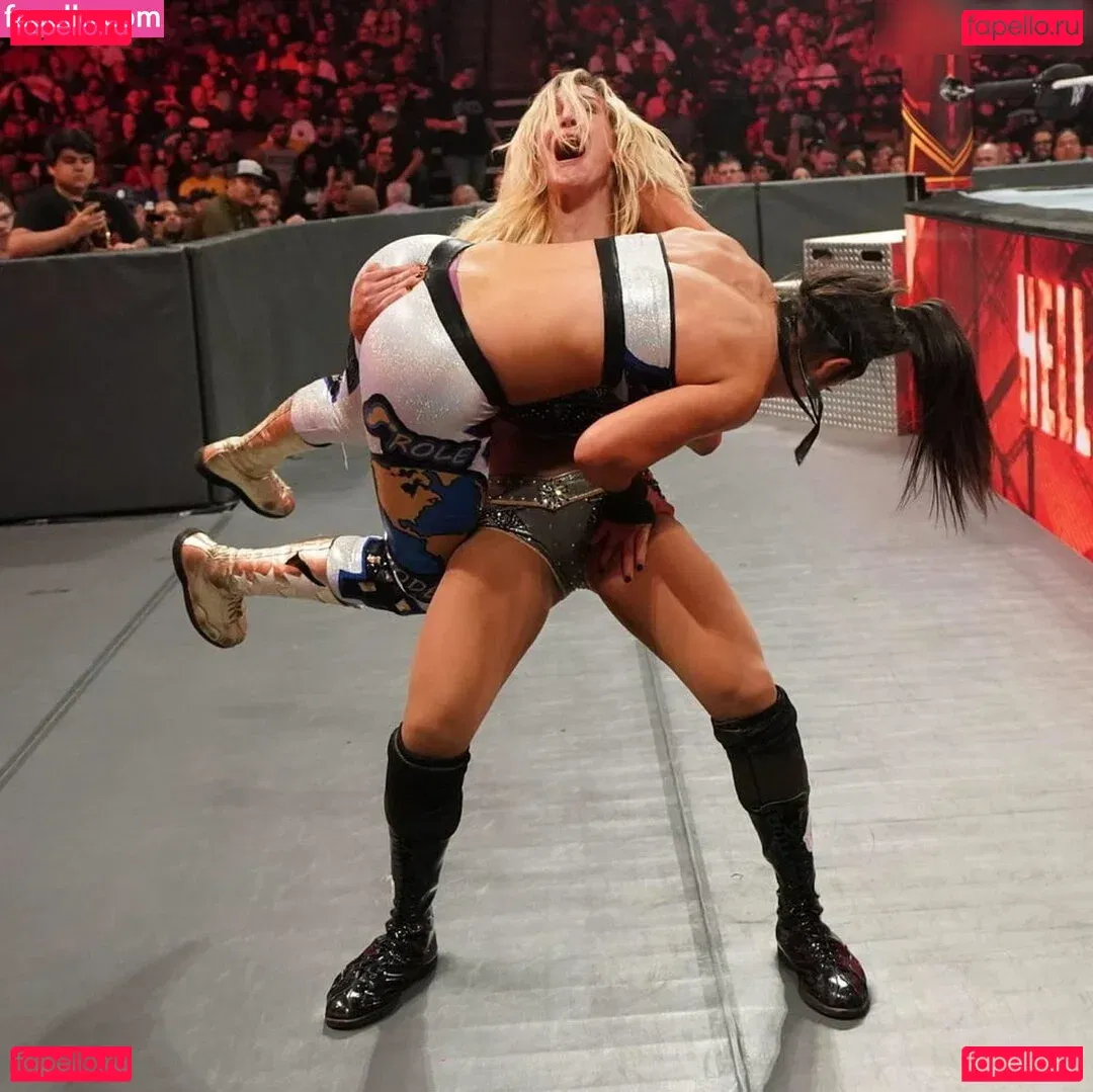 Bayley Onlyfans Photo Gallery 