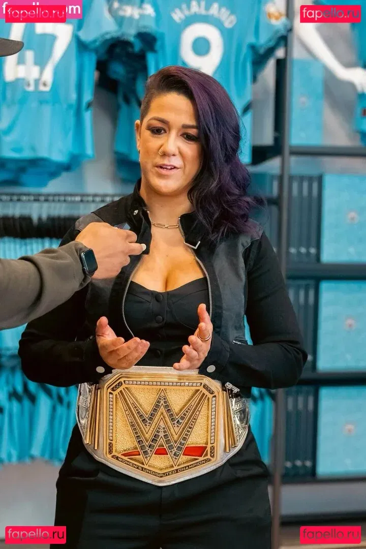 Bayley Onlyfans Photo Gallery 