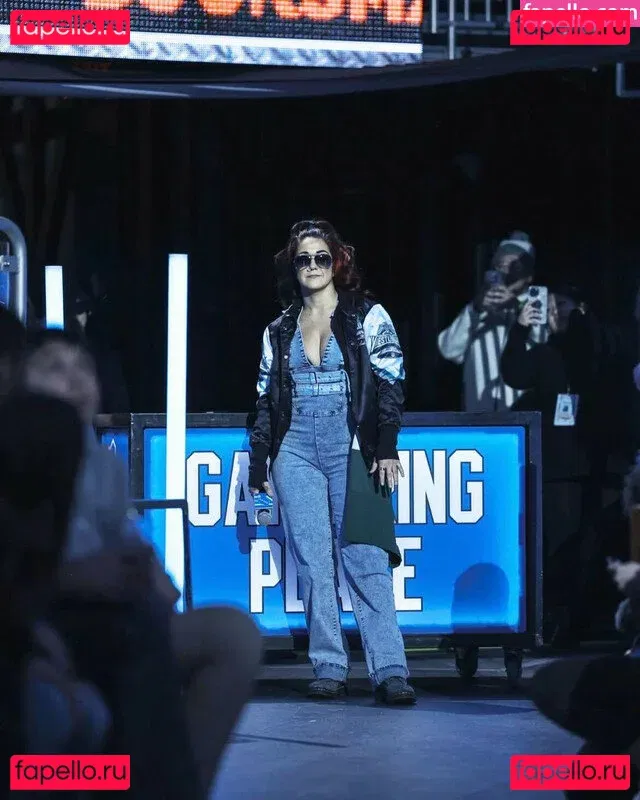 Bayley Onlyfans Photo Gallery 