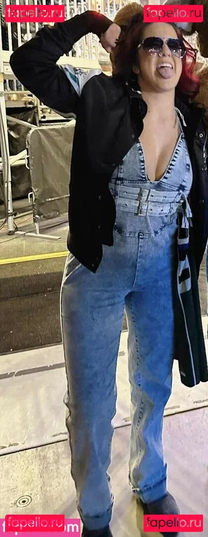 Bayley Onlyfans Photo Gallery 