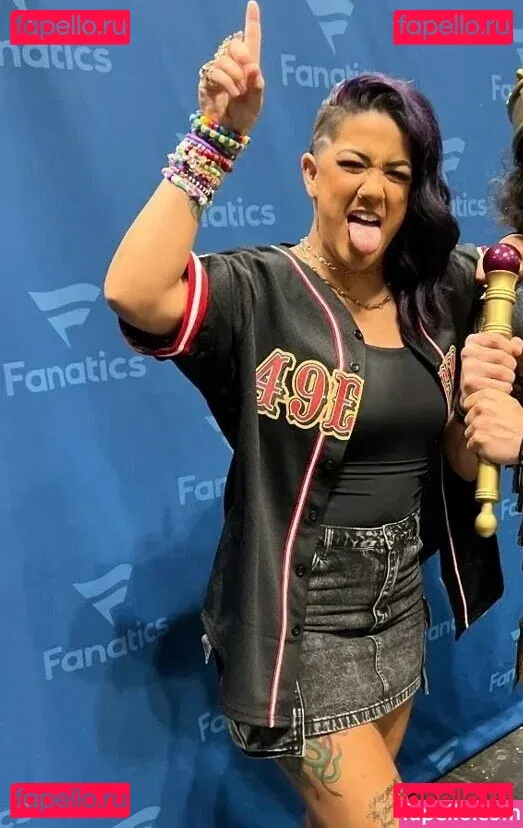 Bayley Onlyfans Photo Gallery 