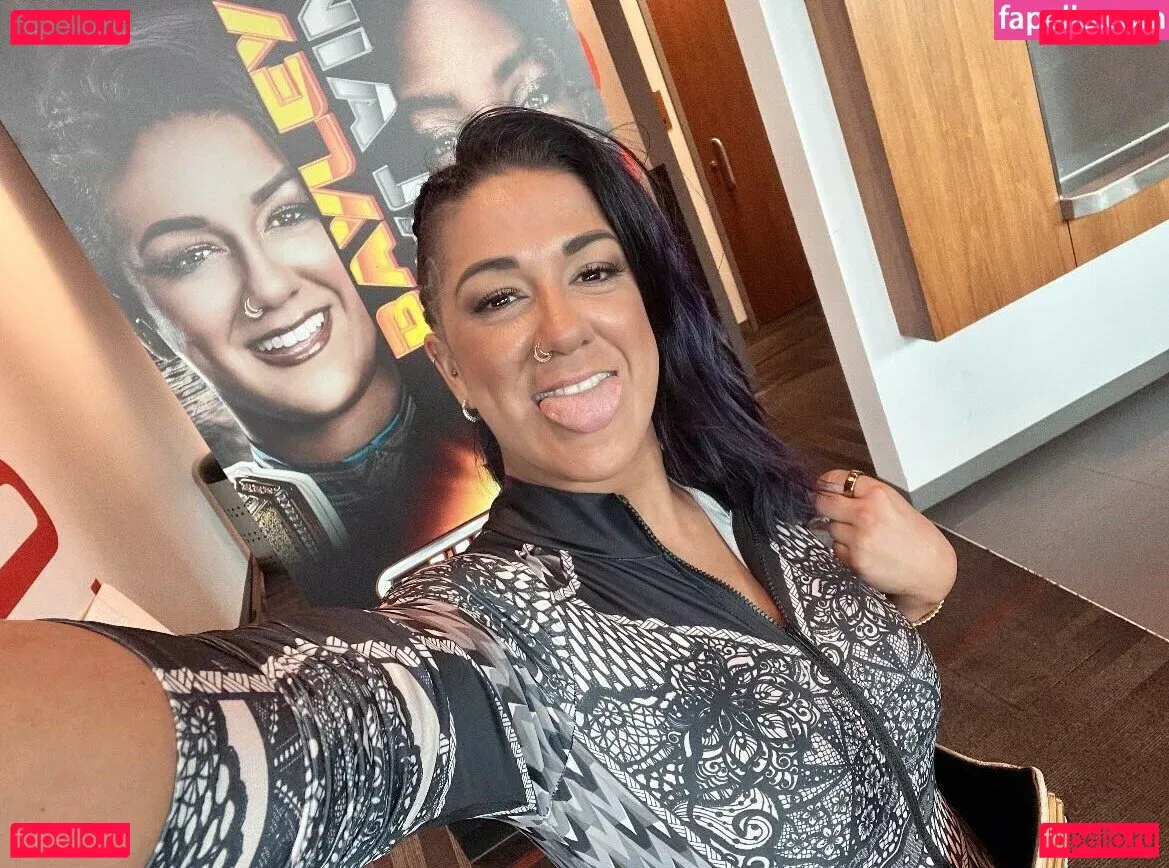 Bayley Onlyfans Photo Gallery 