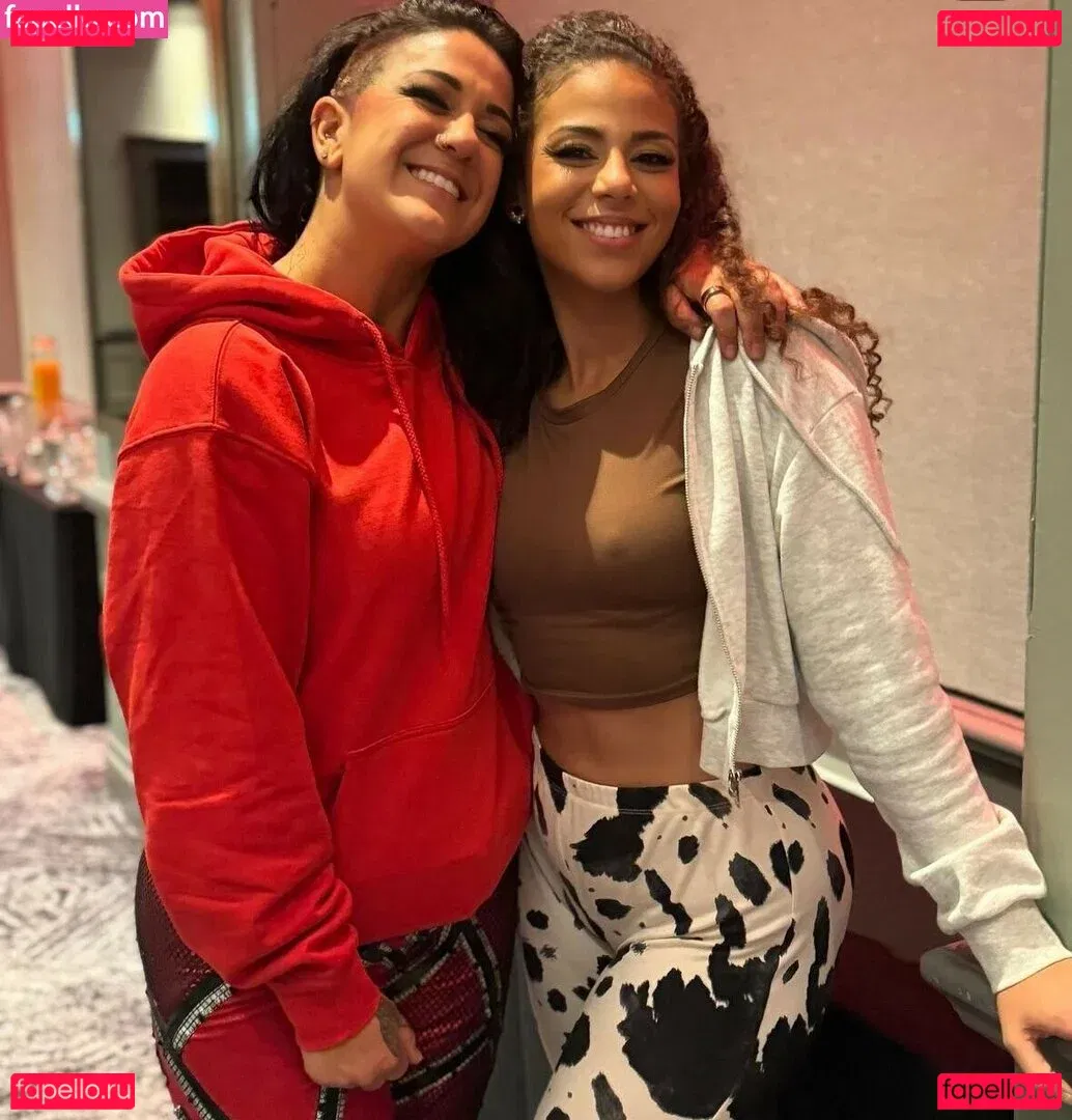 Bayley Onlyfans Photo Gallery 