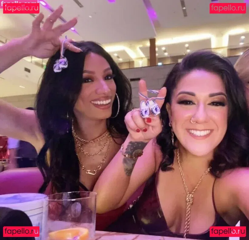 Bayley Onlyfans Photo Gallery 